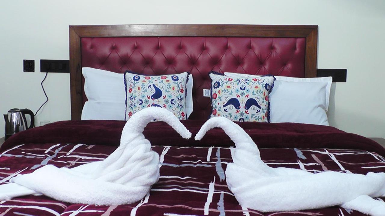 Hotel Jakhu Heights Shimla Dış mekan fotoğraf